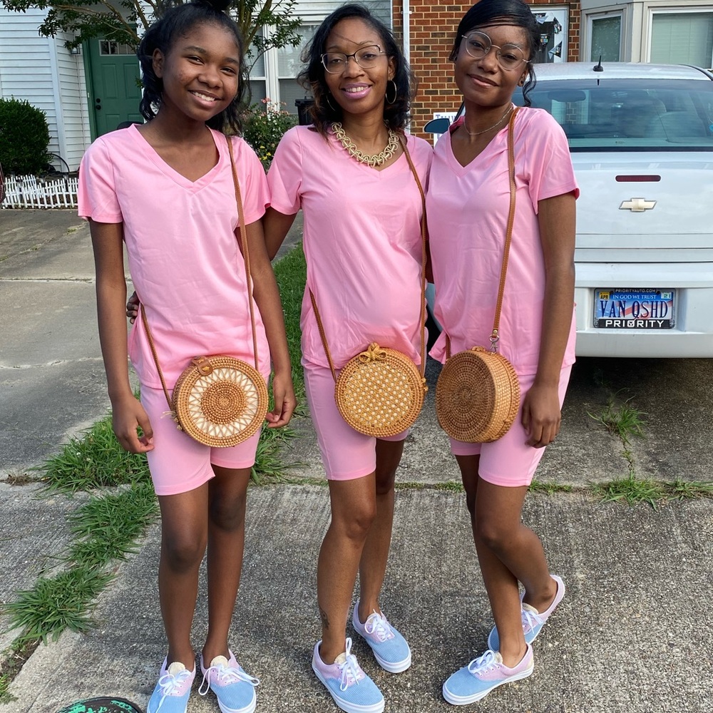 Powder Pink Set 💞 - Picture 3 of 4